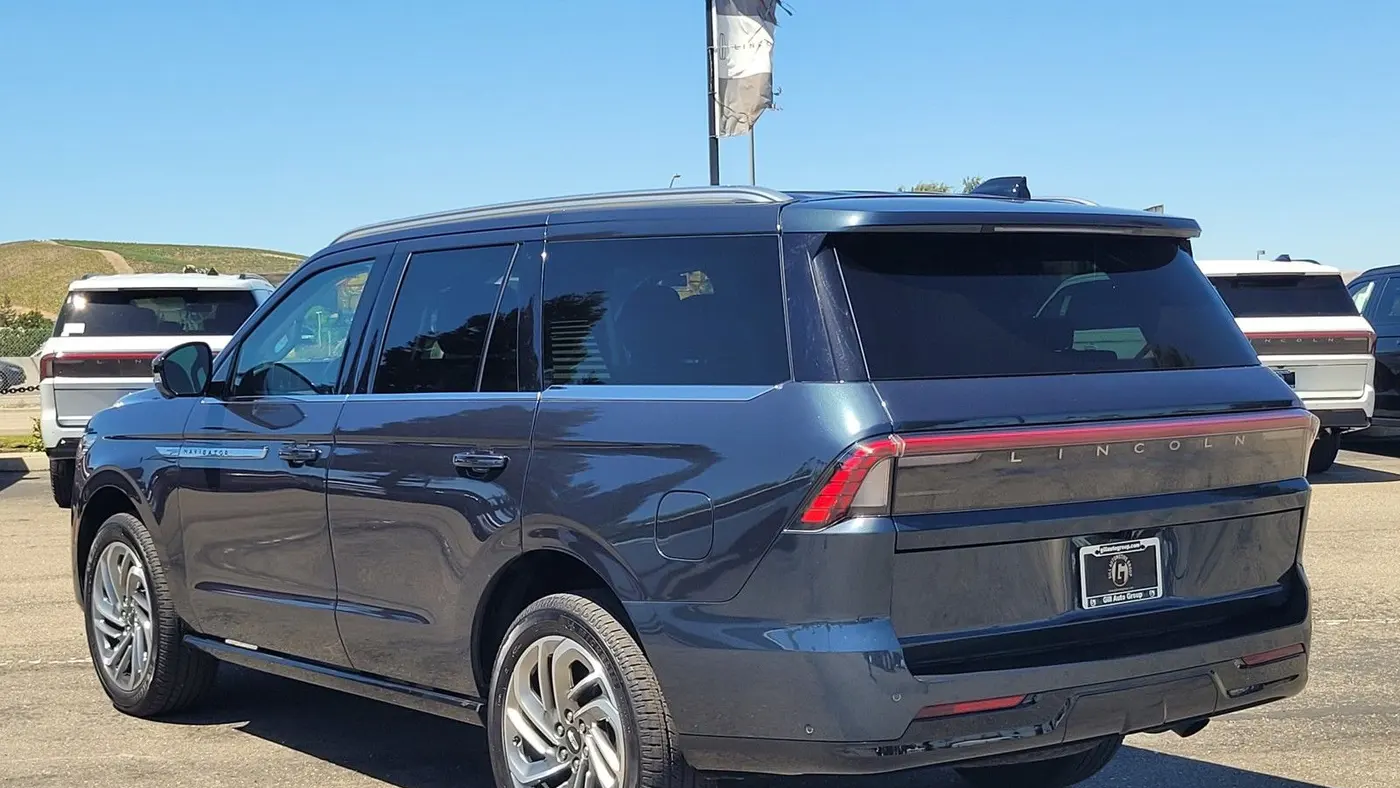 2025 Lincoln Navigator Reserve