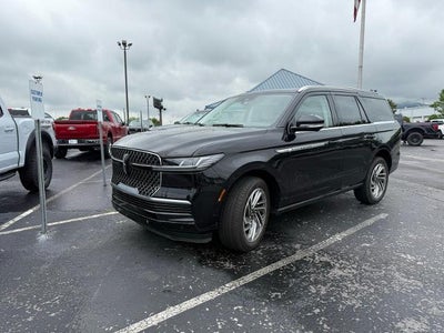 Photo of a 2025 Lincoln Navigator 4X4 Reserve 4DR SUV for sale