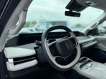 2025 Navigator Thumbnail 8