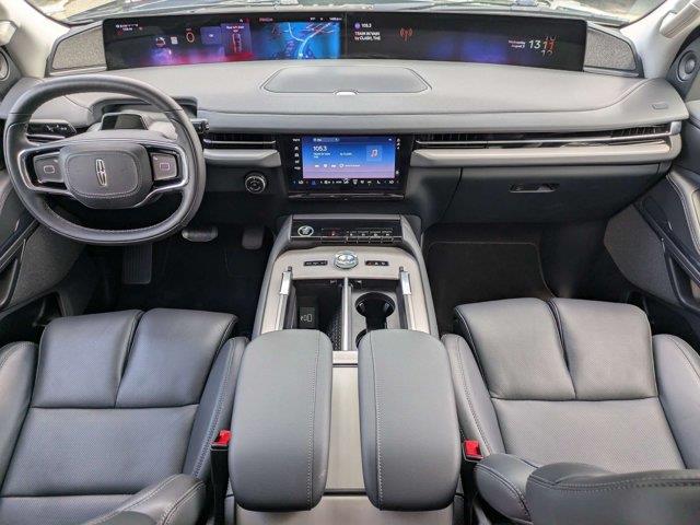 2026 Lincoln Navigator - $96,799
