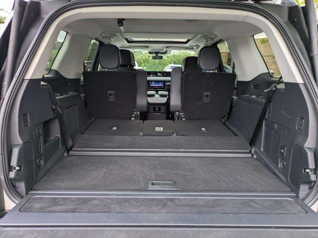 2026 Lincoln Navigator - $98,799