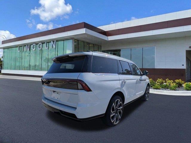 2026 Lincoln Navigator - $98,989