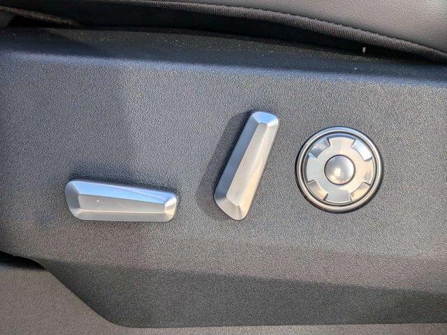 2026 Lincoln Navigator - $98,989