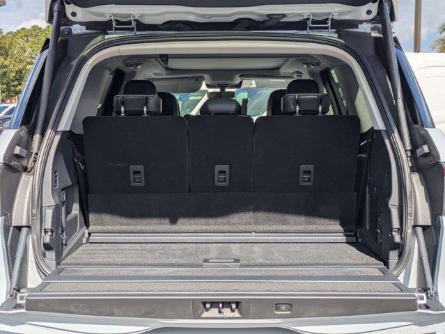 2026 Lincoln Navigator - $97,998