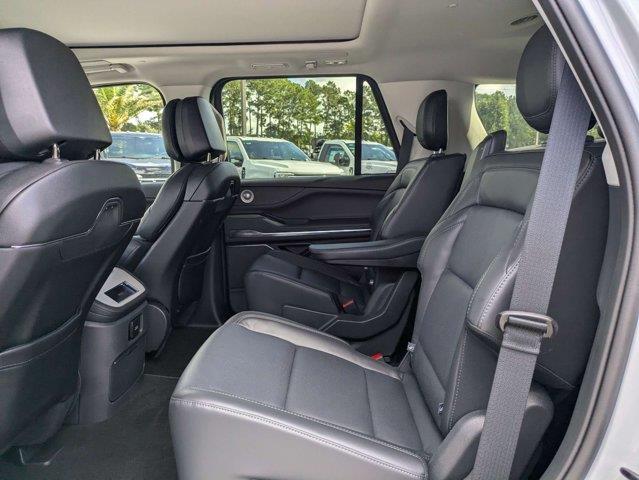 2026 Lincoln Navigator - $97,998