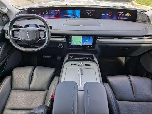2026 Lincoln Navigator - $97,998