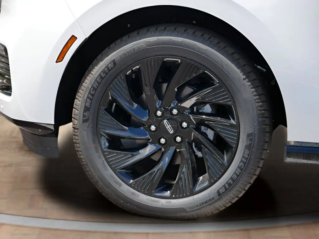 2026 Lincoln Navigator - $95,345