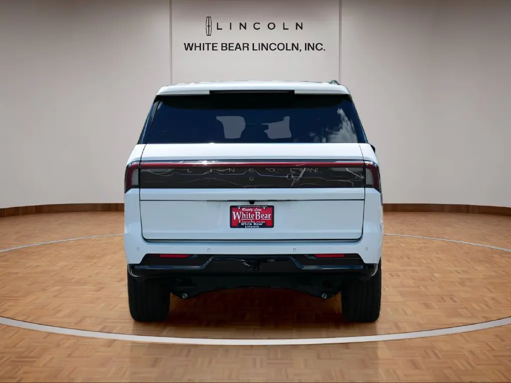 2026 Lincoln Navigator - $92,338