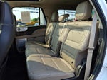 2023 Navigator Thumbnail 10