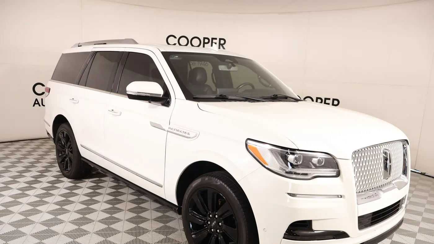 Preowned 2023 Lincoln Navigator Reserve for Sale