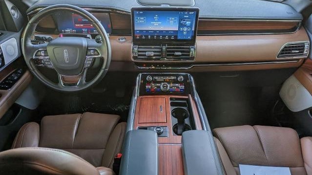 2024 Lincoln Navigator Reserve