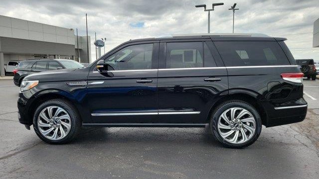 2024 Lincoln Navigator Reserve