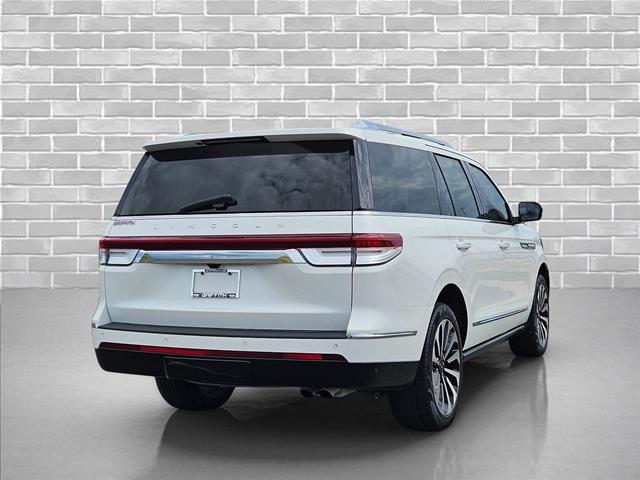 2024 Lincoln Navigator - $61,043
