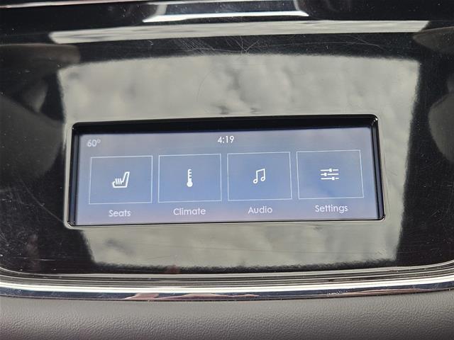 2024 Lincoln Navigator - $61,043