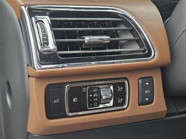 2024 Lincoln Navigator - $61,043