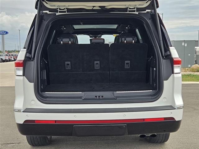 2024 Lincoln Navigator - $61,043