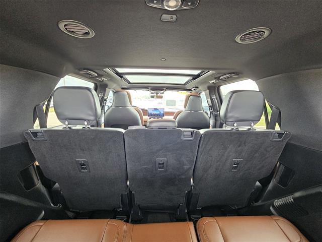 2024 Lincoln Navigator - $61,043
