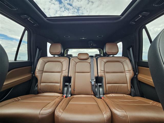 2024 Lincoln Navigator - $61,043