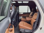 2024 Navigator Thumbnail 9