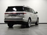 2024 Navigator Thumbnail 3