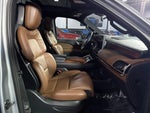 2024 Navigator Thumbnail 21