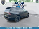 2025 Navigator Thumbnail 9