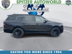 2025 Navigator Thumbnail 10