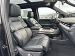 2025 Navigator Thumbnail 29