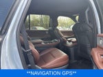 2025 Navigator Thumbnail 13