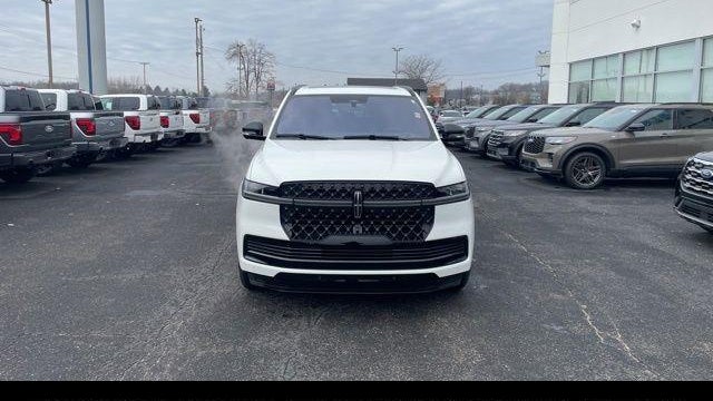 2025 Lincoln Navigator Reserve