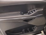 2025 Navigator Thumbnail 19
