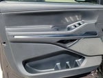2025 Navigator Thumbnail 7