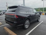 2025 Navigator Thumbnail 3