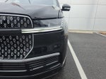 2025 Navigator Thumbnail 10