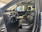 2025 Navigator Thumbnail 9