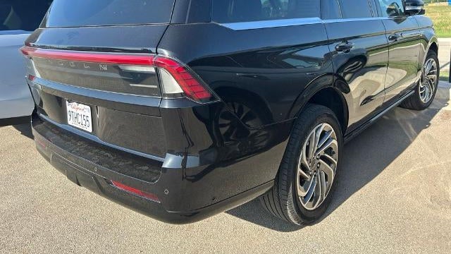2025 Lincoln Navigator Reserve