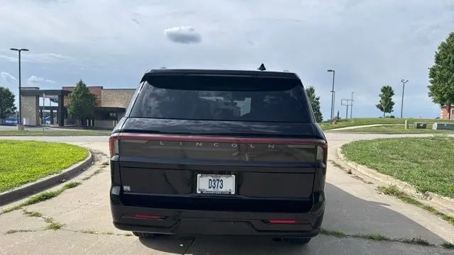 2025 Lincoln Navigator Reserve