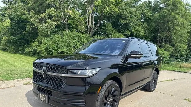 2025 Lincoln Navigator Reserve