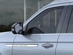 2025 Navigator Thumbnail 19