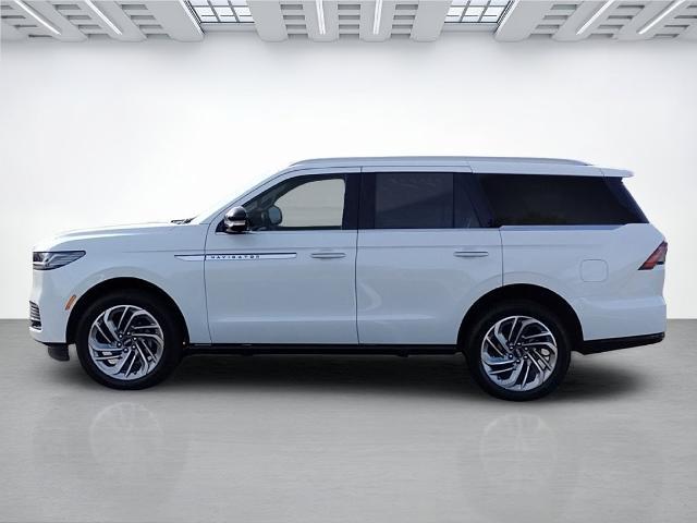 2026 Lincoln Navigator - $90,999