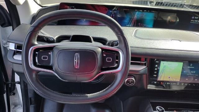 2026 Lincoln Navigator - $90,999