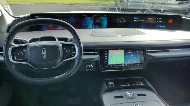 2026 Lincoln Navigator - $90,999