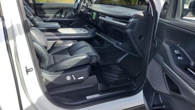 2026 Lincoln Navigator - $90,999