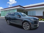 2026 Navigator Thumbnail 1