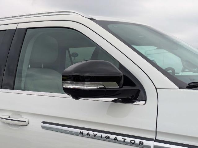 2026 Lincoln Navigator - $95,000