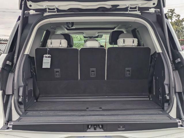 2026 Lincoln Navigator - $95,000