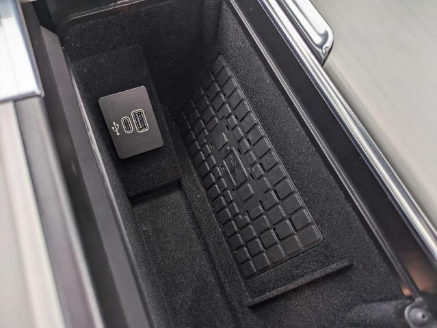 2026 Lincoln Navigator - $95,000