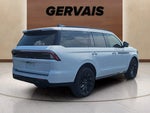 2026 Navigator Thumbnail 2