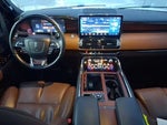 2023 Navigator Thumbnail 7
