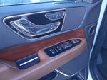 2023 Navigator Thumbnail 15